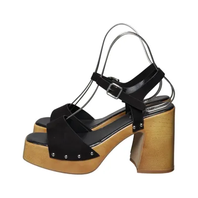 Sandaletter (Svart, Brun, Beige, Flerfärgad) från She In