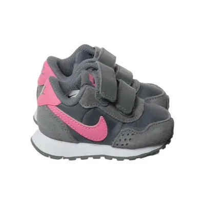Sneakers (Runner) from Nike