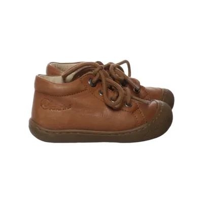 Trainers (Brown) from Naturino