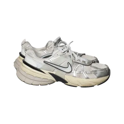 Träningsskor (Vit, Silverfärgad, Svart) från Nike