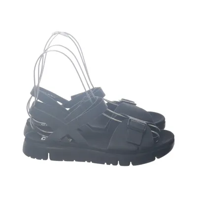 Sandals (Black) from Camper