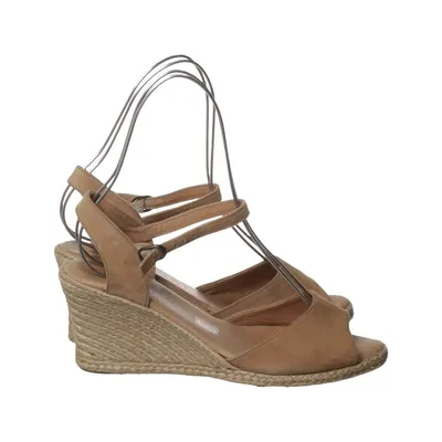 Kilklackar (Beige) från Natural World Skinn
