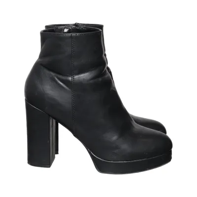Heeled boots (Black) from Even & Odd
