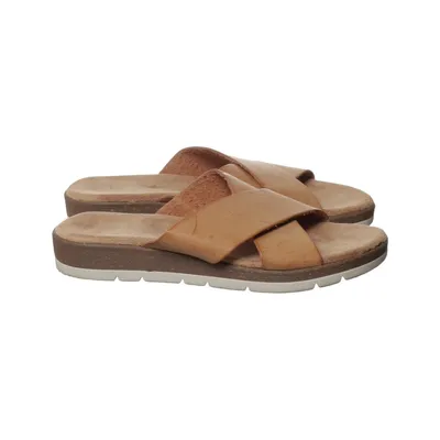 Slip-ins (Beige) from Chic