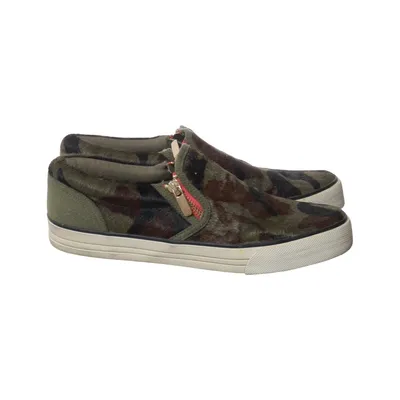 Slip-ons (Green, Multicolored) from Colors of California