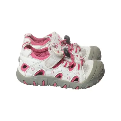 Trainers (Lily) from Loop