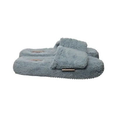 Slippers (Gray) from Pummys