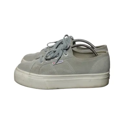 Sneakers (S003LM0) från Superga Skinn