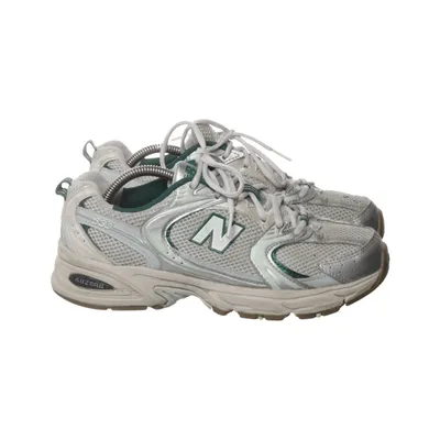 Trainers (Gray, Green, Silver) from New Balance