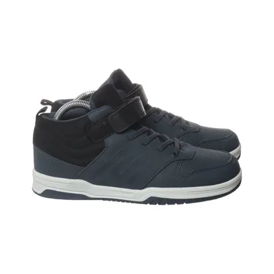 Basketball shoes (Blue, Black, White) from DooDogs