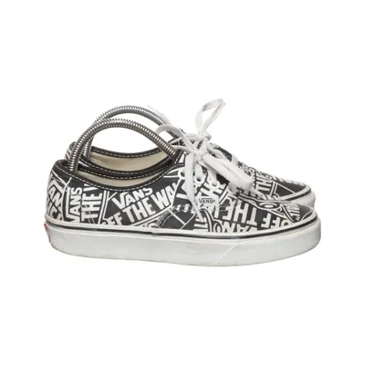 Canvas shoes (Black, White) from Vans