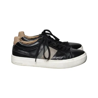 Sneakers (Black) from Madden
