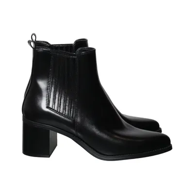 Chelsea boots (Black) from Follow Me