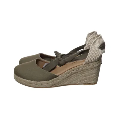 Wedges (Green) from Iris & Ink