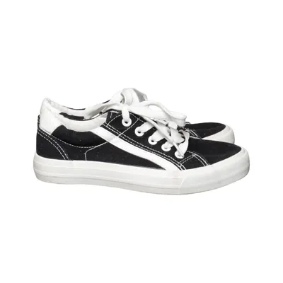 Chaussures en toile (Noir, Blanc) de Alive