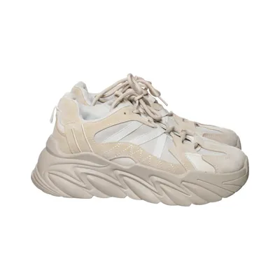 Trainers (Beige) from Venice