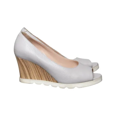 Wedges (Gray) from Voltan