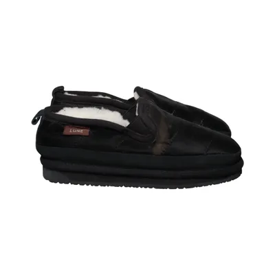 Slippers (Black) from LUNE