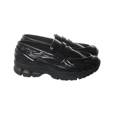 Loafers (Black) from New Balance