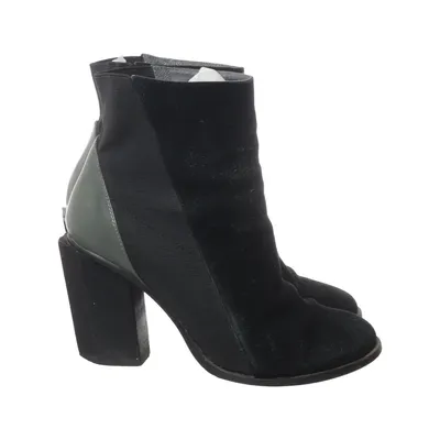 Stövletter (Boots ) från United Nude Mocka, Skinnimitation