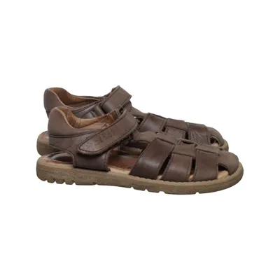 Sandals (Brown) from Clic
