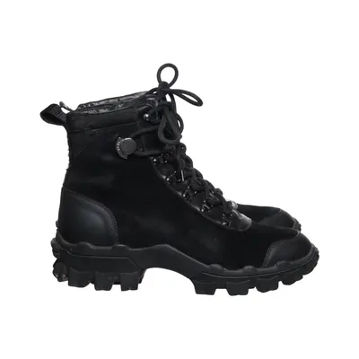 Laced boots (Black) from Moncler