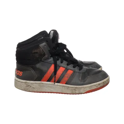 Basketball shoes (Black, Red) from Adidas