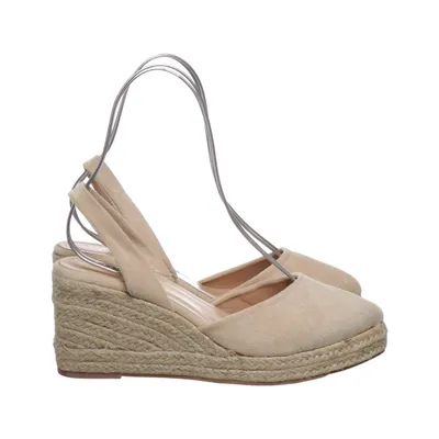 Wedges (Beige) from Esthis