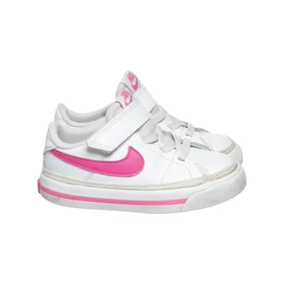 Trainers (Court Borough) from Nike