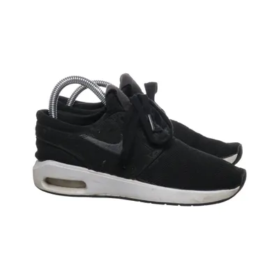 Trainers (Black, White) from Nike SB