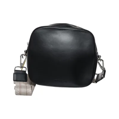 Shoulder-bag (Black) from Vivi Mari