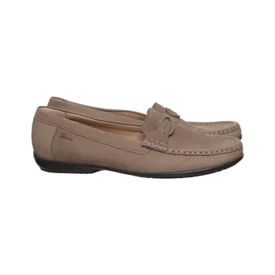 Moccasins (Beige) from Sioux