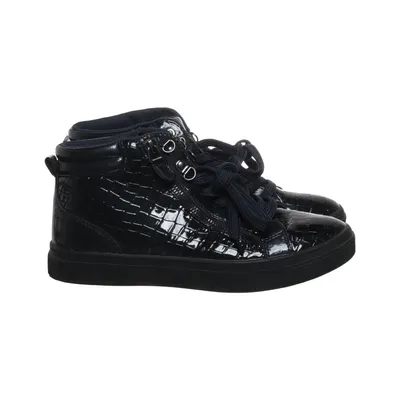 Sneakers (Black) from Sprox