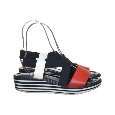 Sandals (Blue, Red, White) from Liva Loop