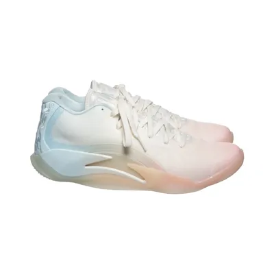 Basketball shoes (Zion 3 "Rising" ) from Jordan