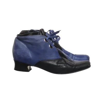 Ankle boots (Black, Blue) from Everybody Leather