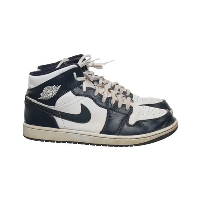 Chaussures de basketball (1 Mid White Metallic Gold Obsidian) de Nike Air Jordan