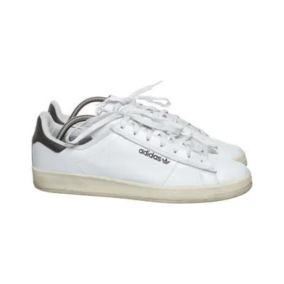Sneakers (White) from Adidas Skateboarding