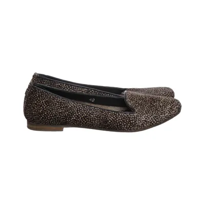 Ballet flats (Black, White) from Maruti Leather