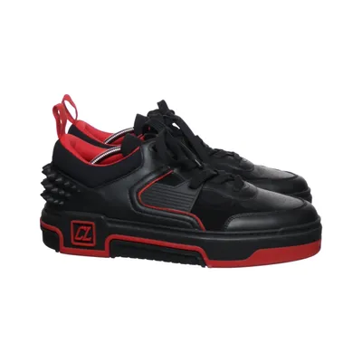 Sneakers (Svart, Röd) från Christian Louboutin