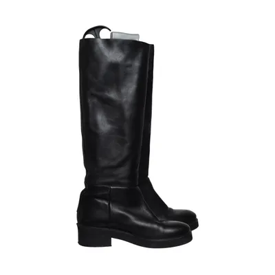 Boots (Black) from Shabbies