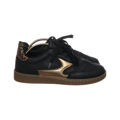 Sneakers (Black) from Annie G.
