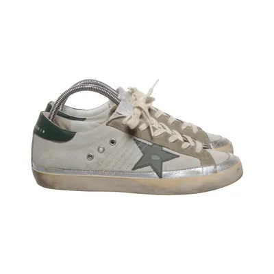 Sneakers (Superstar) från Golden Goose Skinn