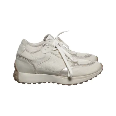 Sneakers (Beige) from No Stress