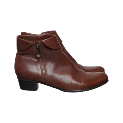 Boots (Brun) från Regarde Le Ciel Skinn