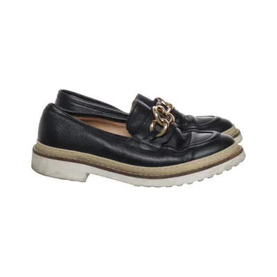 Loafers (Black) from Pat Calvin