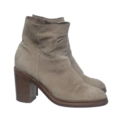 Bottes à talons (Beige) de Shabbies
