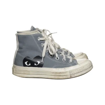 Tygskor (Grå) från Comme des Garçons PLAY x Converse