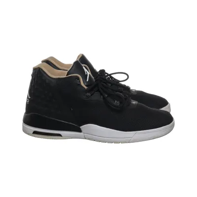 Sneakers (Jordan Reveal) from Jordan