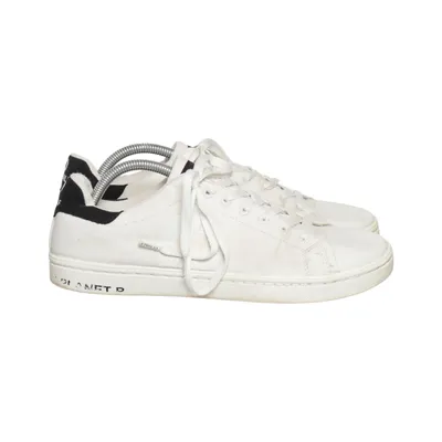 Sneakers (Because There Is No Planet B) van Ecoalf
